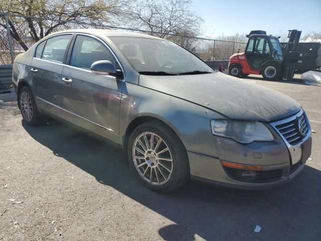 2006 Volkswagen Passat 3.6L 4MOTION Luxury