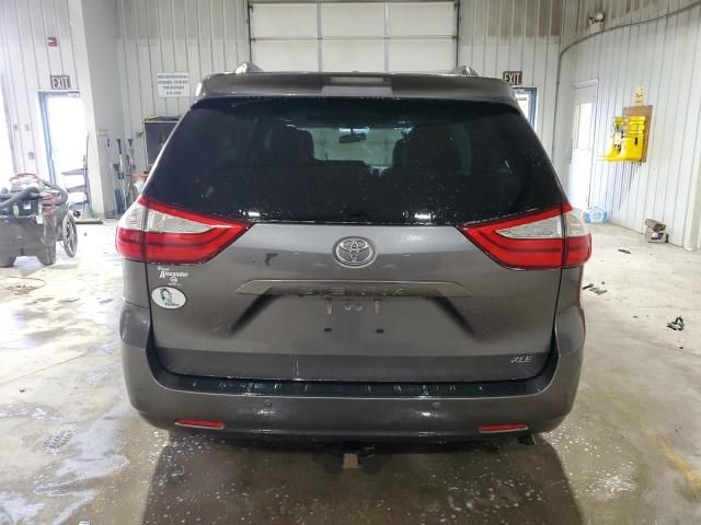 2015 Toyota Sienna XLE