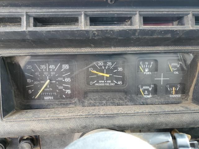 1998 Ford F700