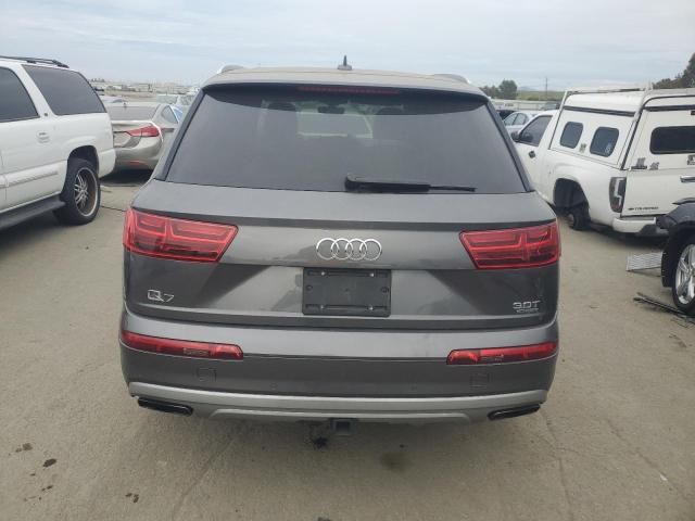 2018 Audi Q7 Premium Plus