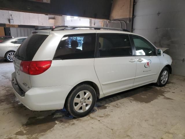 2008 Toyota Sienna XLE