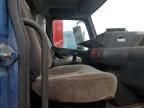 2000 Volvo VN Semi Truck