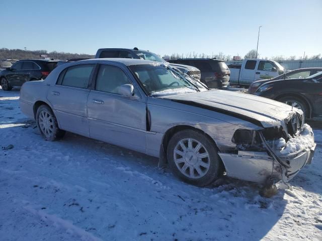 2010 Lincoln Town Car Signature Limited