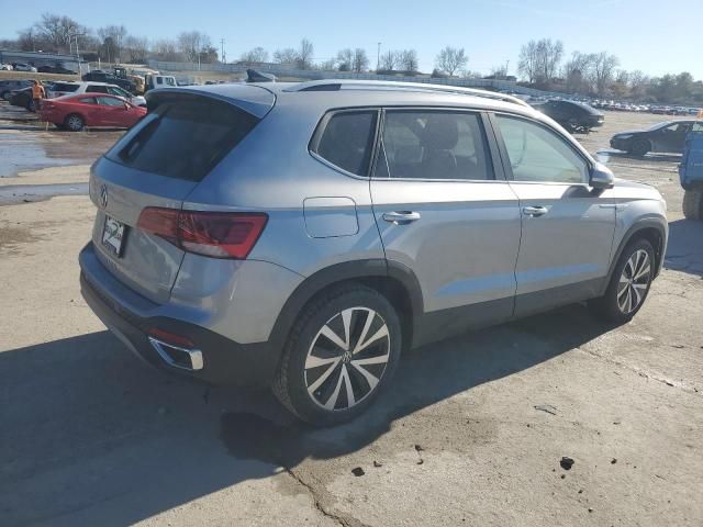 2024 Volkswagen Taos SE