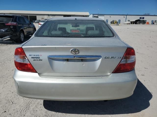 2004 Toyota Camry LE