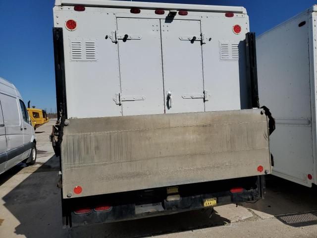 2009 Freightliner Chassis M Line WALK-IN Van