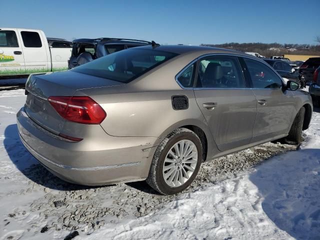 2016 Volkswagen Passat SE