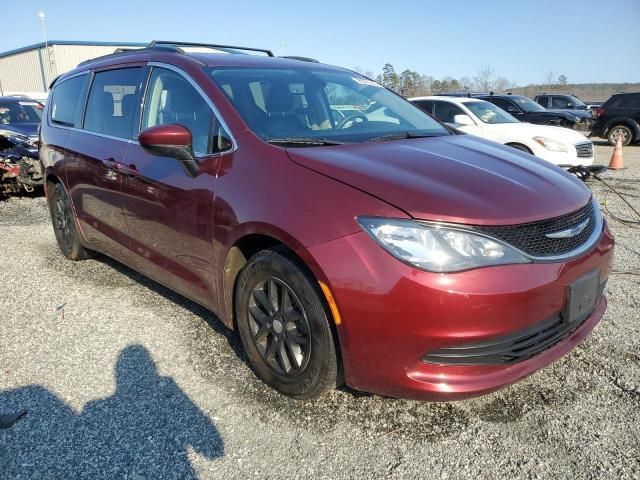 2020 Chrysler Voyager LXI