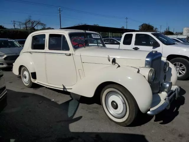 1952 Bentley Sedan