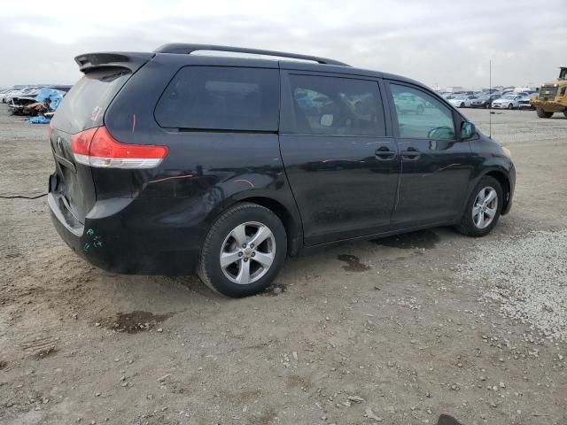 2012 Toyota Sienna LE