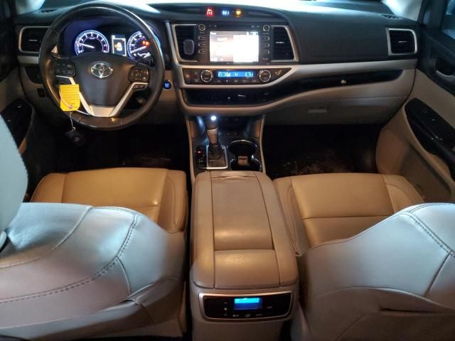 2018 Toyota Highlander SE