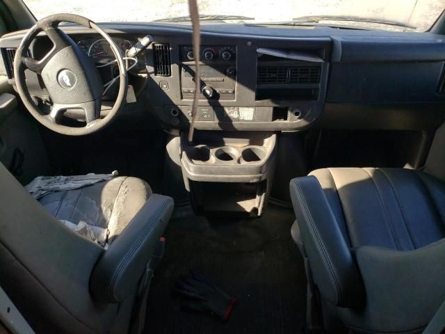 2012 Chevrolet Express G2500