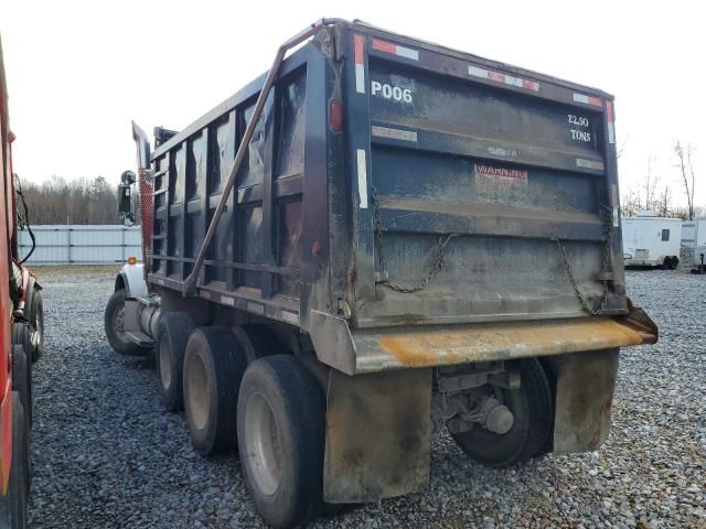 2009 Kenworth Construction T800