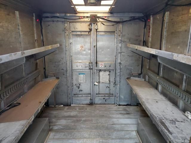 2006 Freightliner Chassis M Line WALK-IN Van