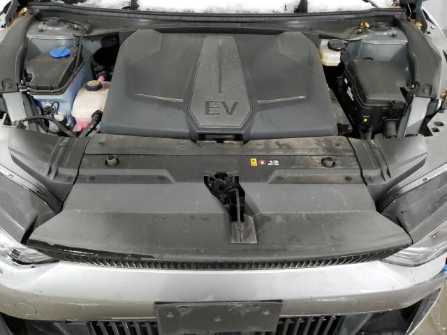 2023 KIA EV6 Light