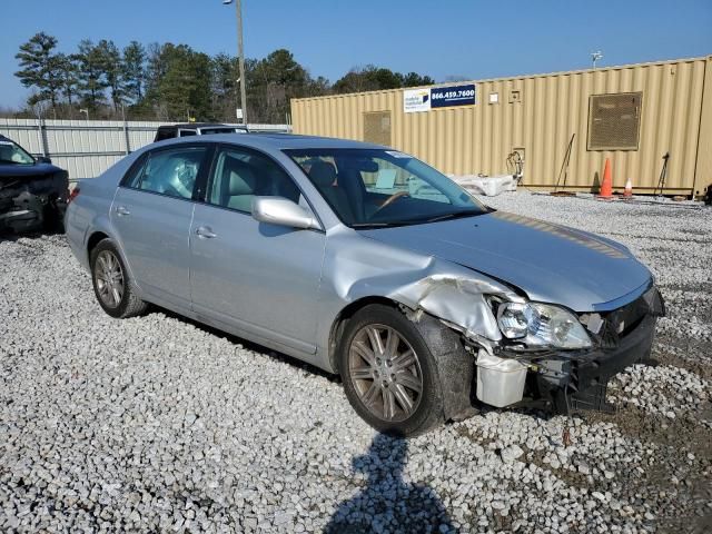 2005 Toyota Avalon XL