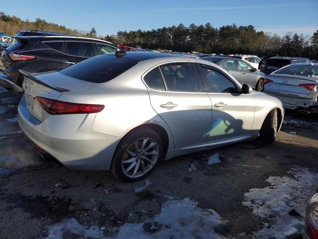 2017 Alfa Romeo Giulia Q4