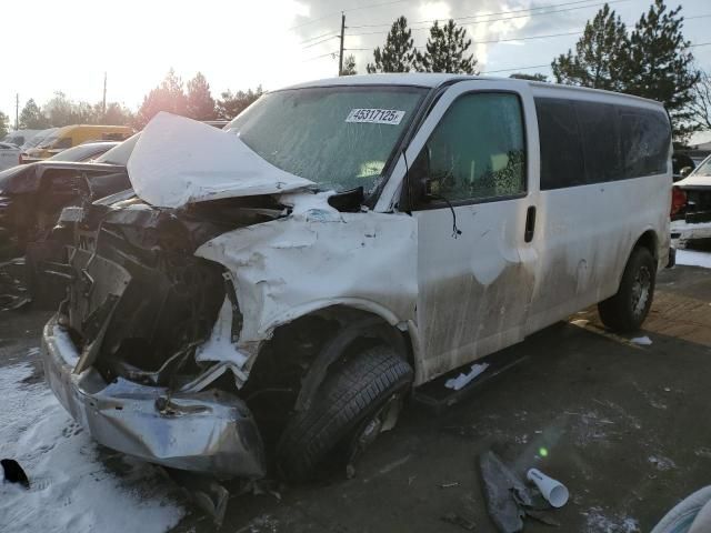 2017 Chevrolet Express G2500 LT