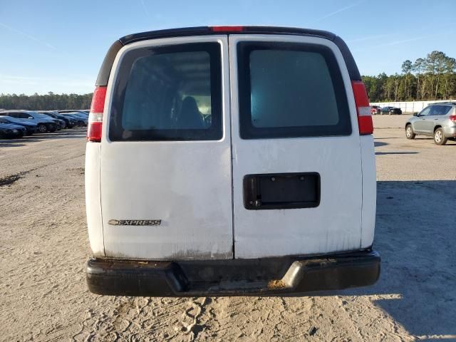 2020 Chevrolet Express G2500