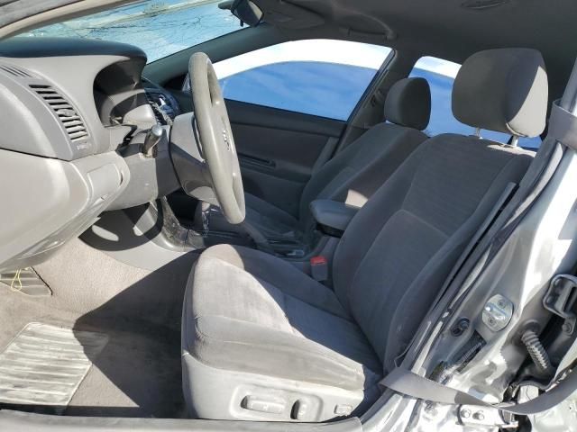 2005 Toyota Camry LE