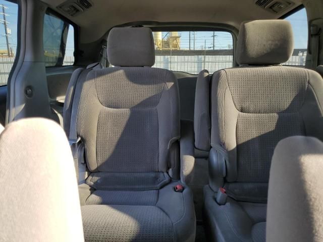 2006 Toyota Sienna CE