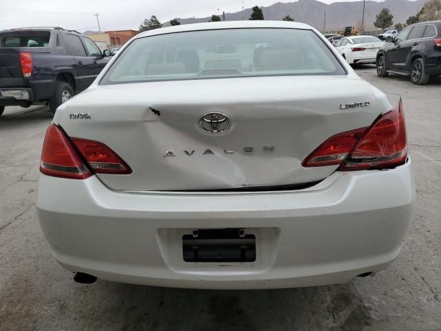 2005 Toyota Avalon XL