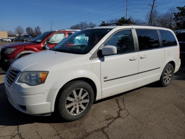 2009 Chrysler Town & Country Touring