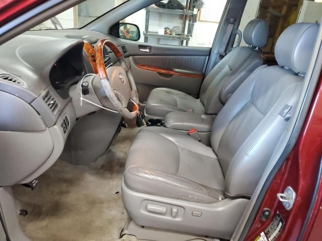 2008 Toyota Sienna XLE