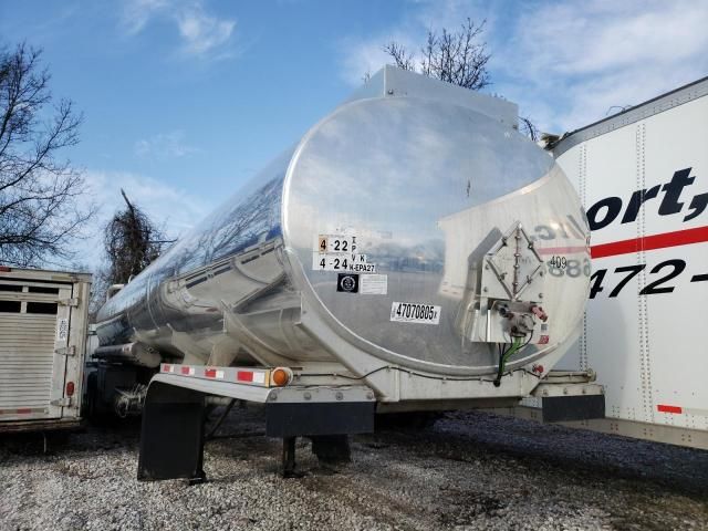 1999 Fruehauf 1999 LBT Tank Trailer