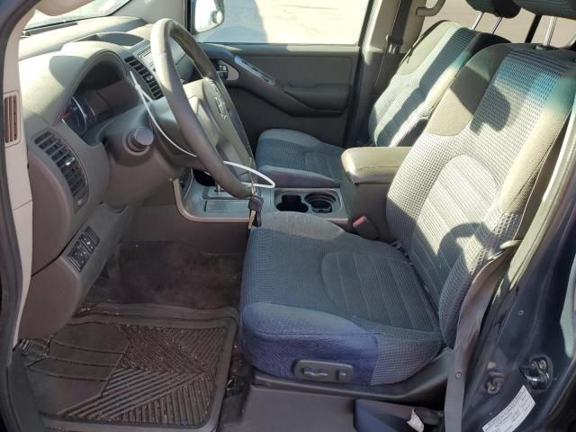 2005 Nissan Pathfinder LE