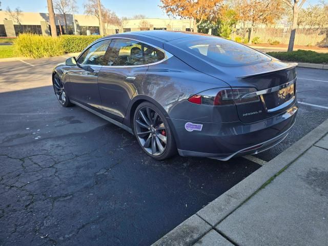 2014 Tesla Model S