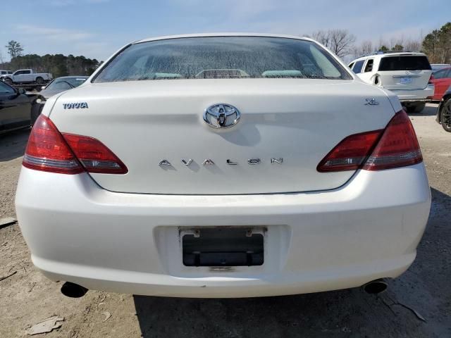 2008 Toyota Avalon XL