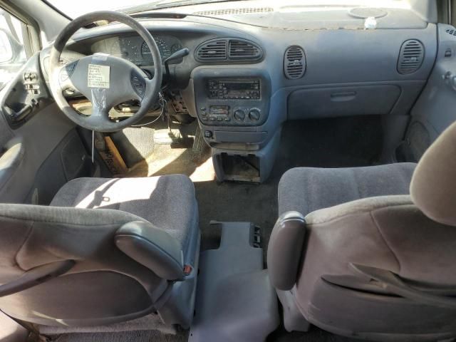 1998 Dodge Caravan LE