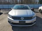 2017 Volkswagen Passat SE