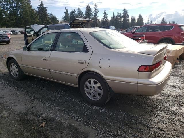 1999 Toyota Camry LE