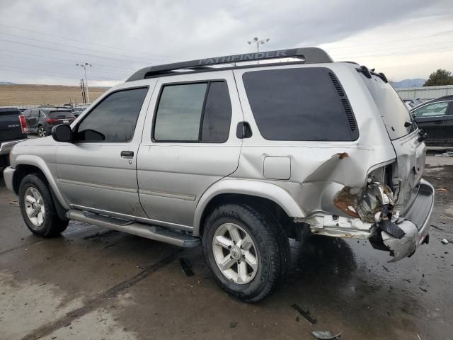 2004 Nissan Pathfinder LE