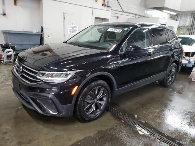 2023 Volkswagen Tiguan SE