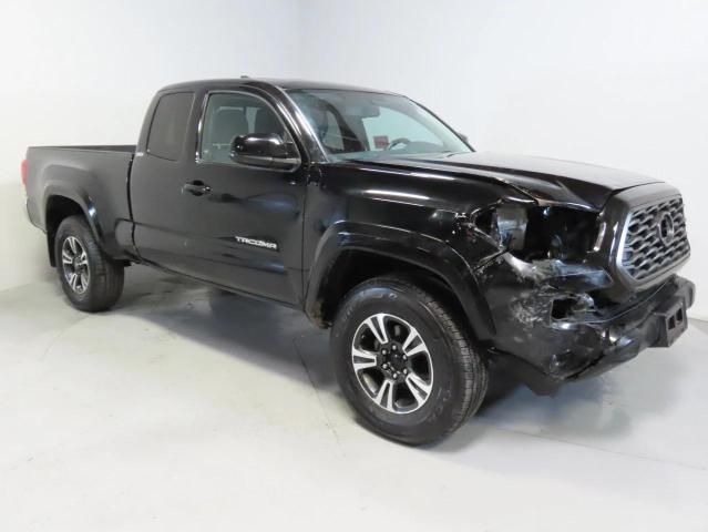 2017 Toyota Tacoma Access Cab