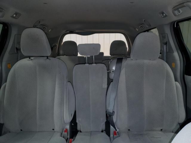 2012 Toyota Sienna LE