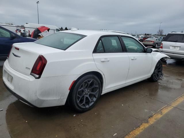 2019 Chrysler 300 Touring