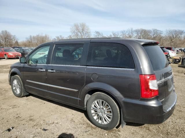 2015 Chrysler Town & Country Touring L