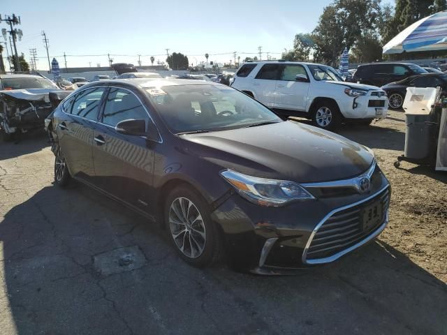 2017 Toyota Avalon Hybrid