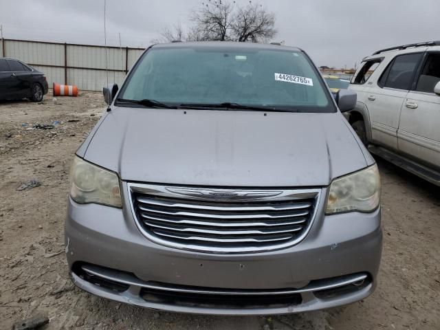 2013 Chrysler Town & Country Touring