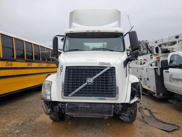 2014 Volvo VN VNL