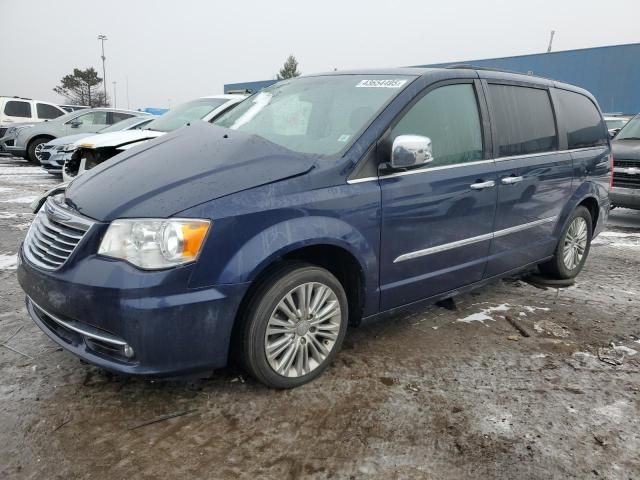 2016 Chrysler Town & Country Touring L