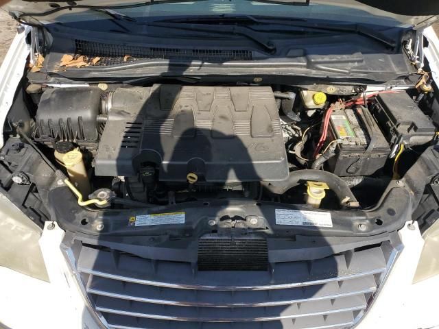 2008 Chrysler Town & Country Limited