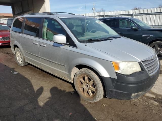 2009 Chrysler Town & Country Touring