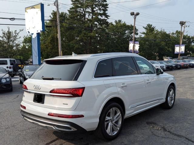 2021 Audi Q7 Premium Plus