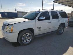 SUV salvage a la venta en subasta: 2010 GMC Yukon SLT