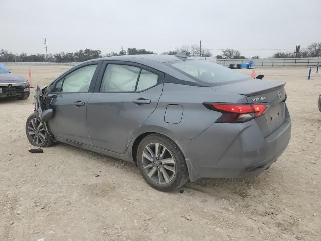 2022 Nissan Versa SV